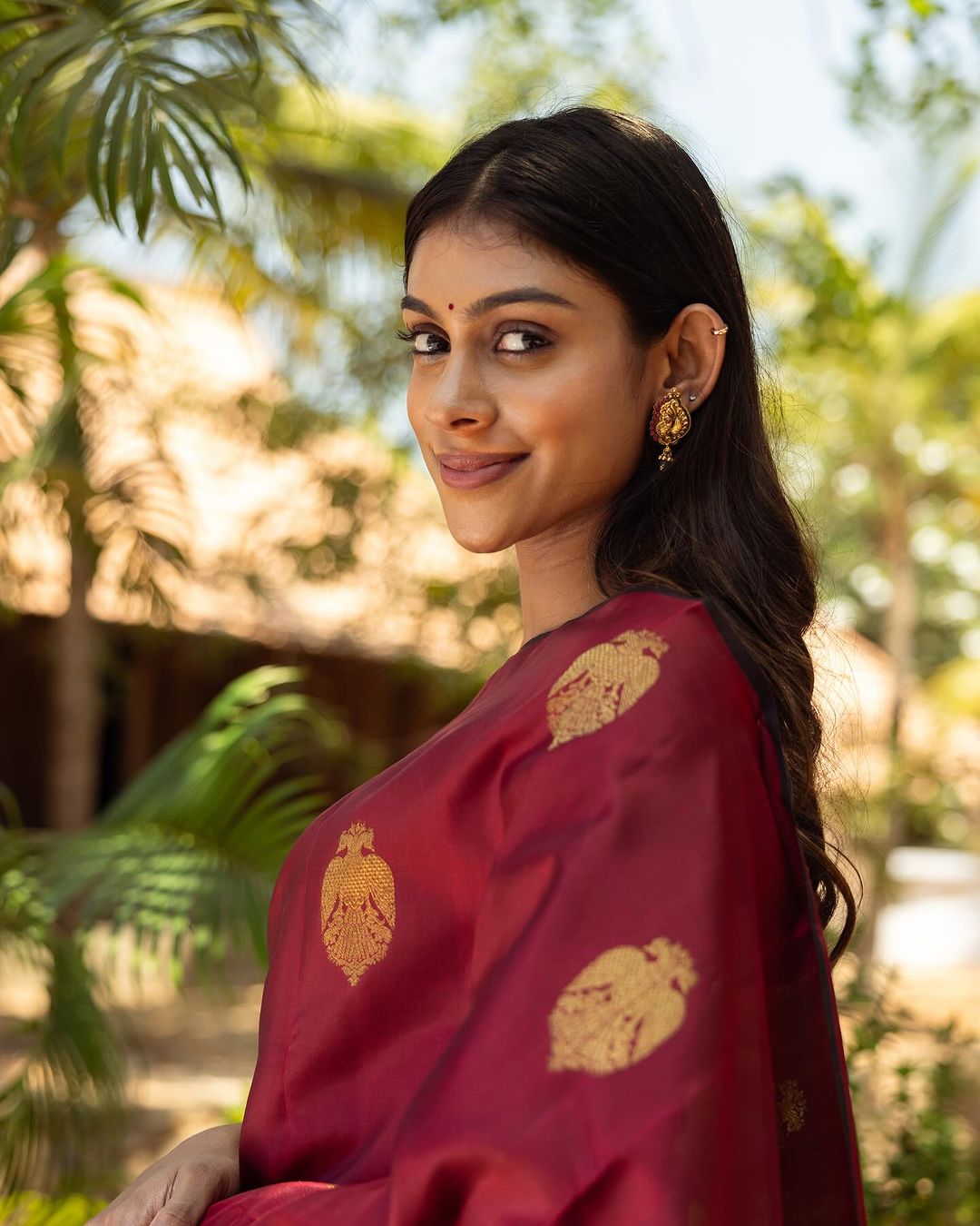 Elegant Wine Red Silk Saree with Gold Motifs & Rich Zari Border