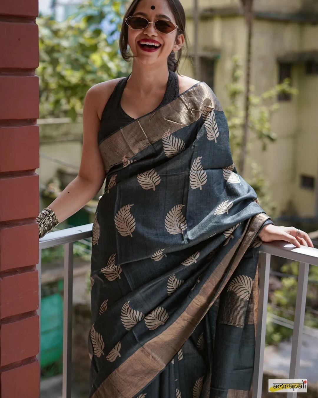 Women's Charcoal Grey Silk Saree with Golden Leaf Motifs