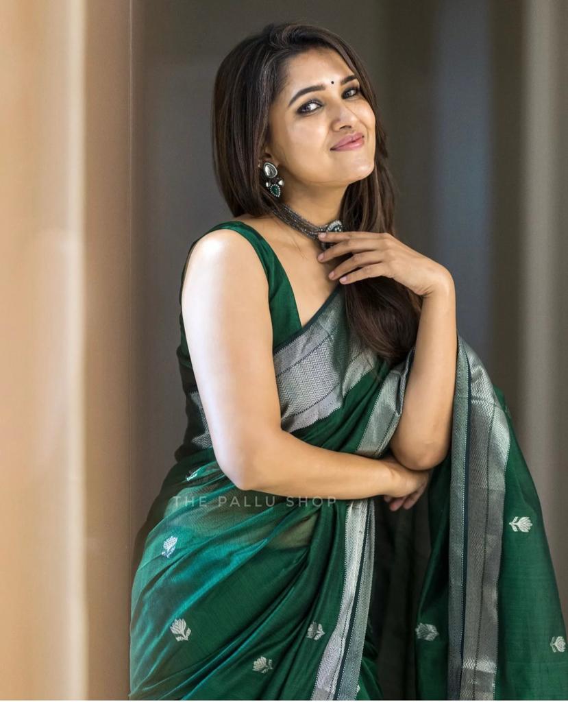 Women's Emerald Green Saree with Silver Zari Border