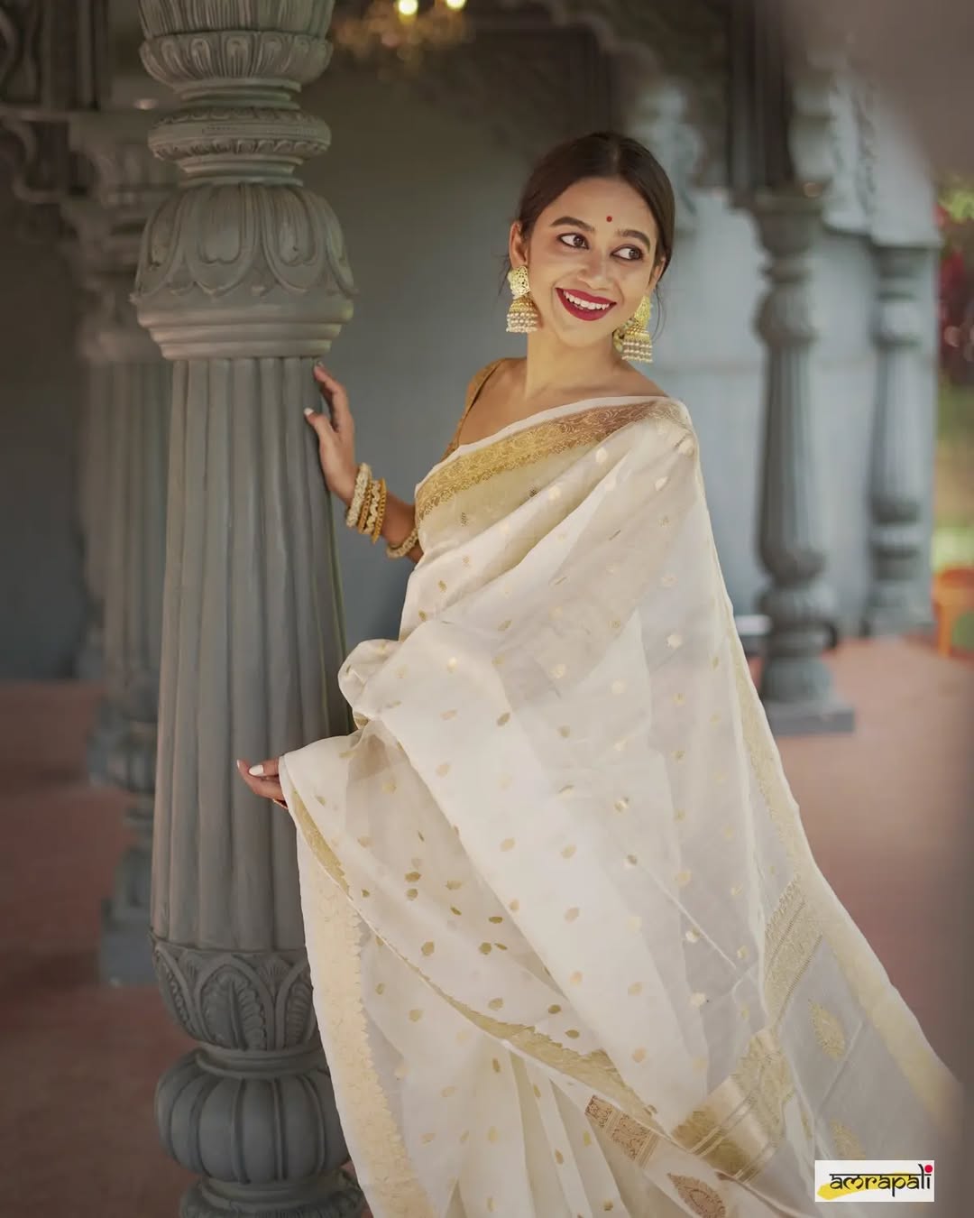 Women's White Silk Saree with Golden Zari Border