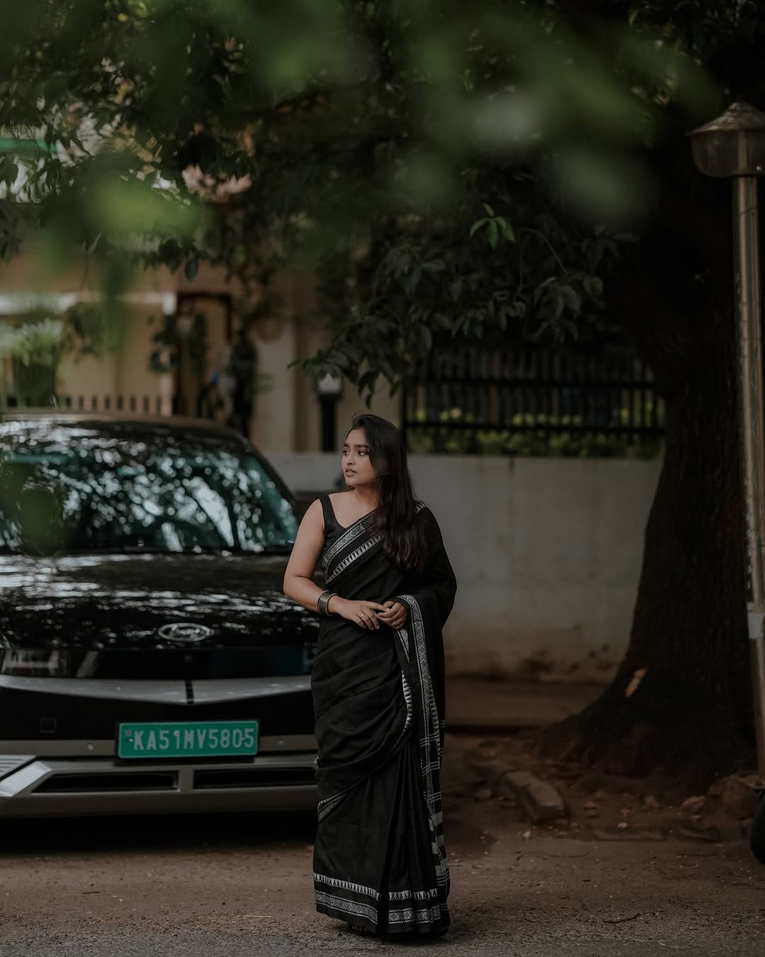 Women's Elegant Black Saree with Silver Border