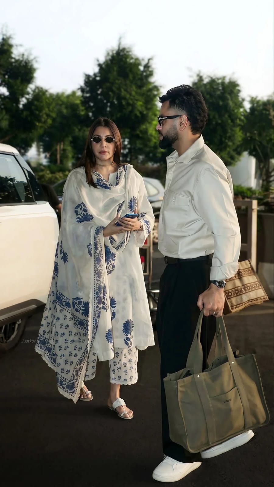Elegant White & Blue Floral Printed Kurta Set with Dupatta